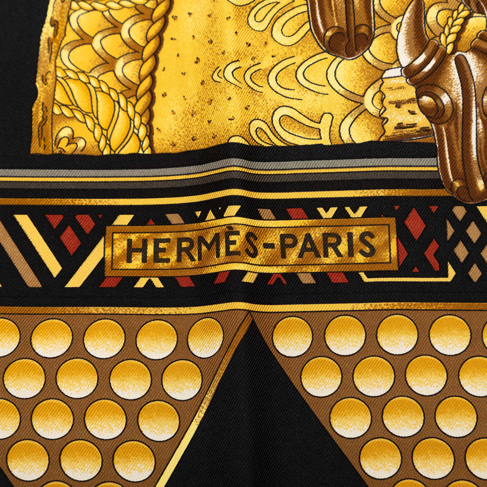 Pre-Loved Hermes L Or des Chefs Silk Scarf 90 - Picture 4 of 6